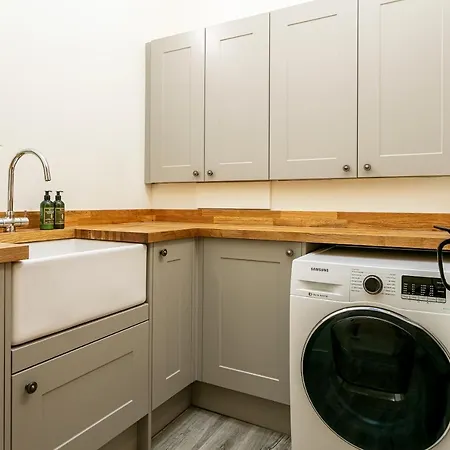 The Casterton Grange Estate *