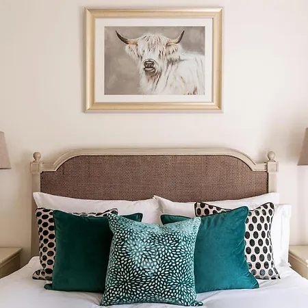 The Casterton Grange Estate