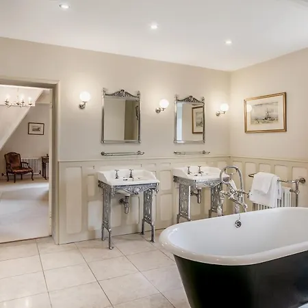 The Casterton Grange Estate Semesterbostad