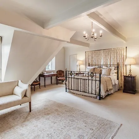 The Casterton Grange Estate *