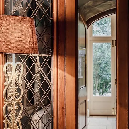 Semesterbostad The Casterton Grange Estate