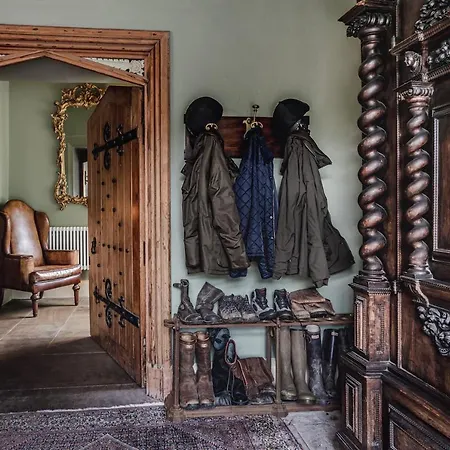 Semesterbostad The Casterton Grange Estate